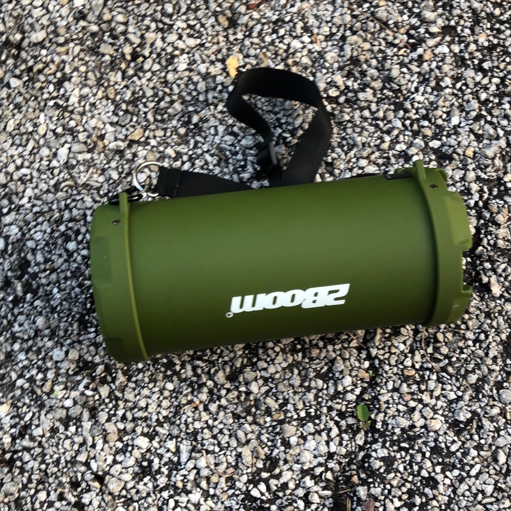 speaker - Picture 2 of 2